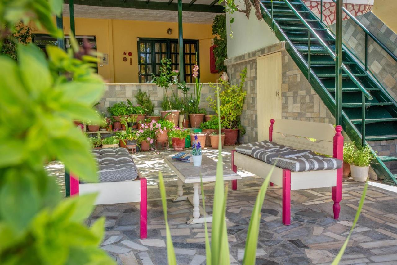 Galini Apartments Ideal For Family Near The Beach Каламаки Экстерьер фото