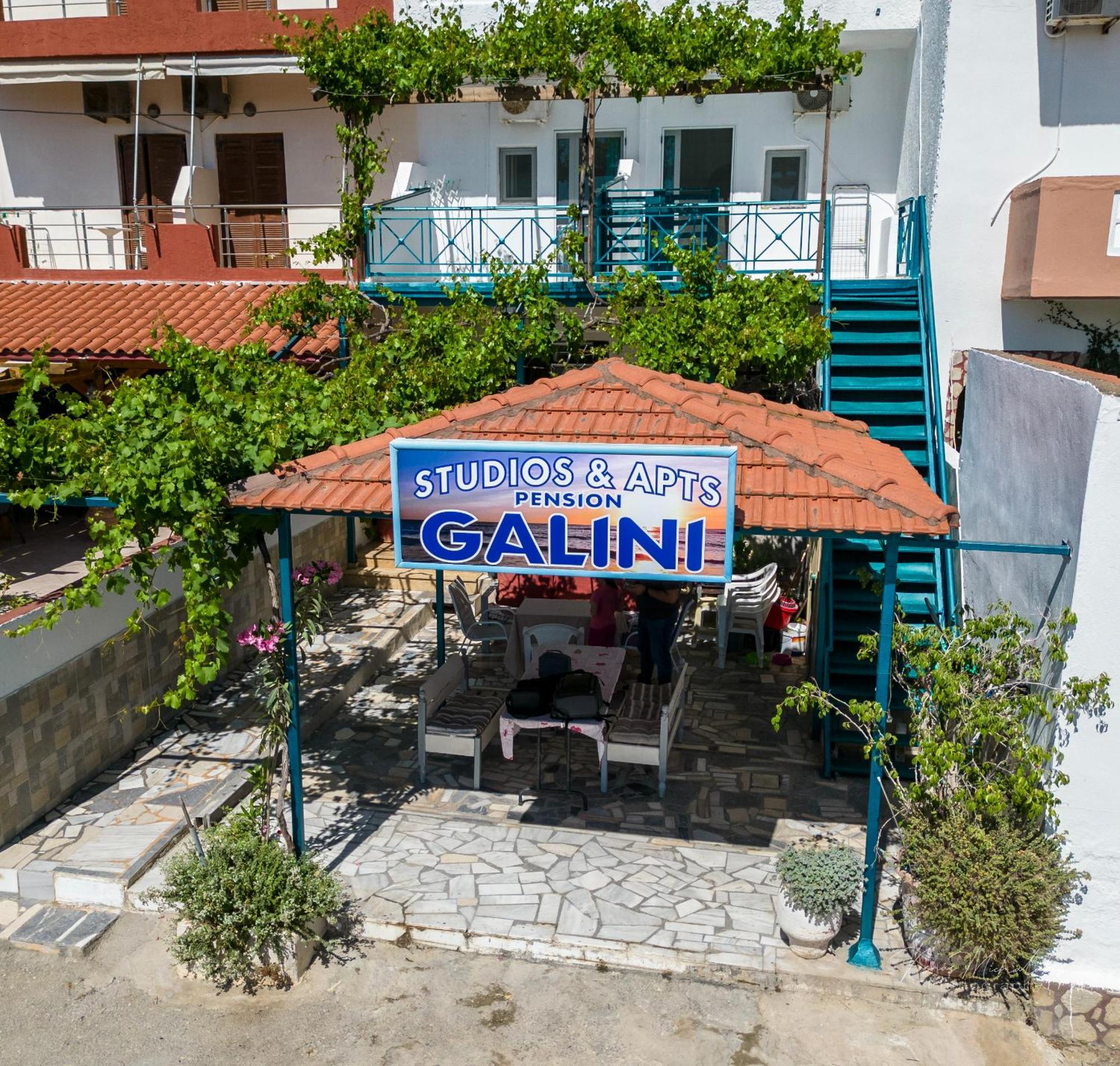 Galini Apartments Ideal For Family Near The Beach Каламаки Экстерьер фото